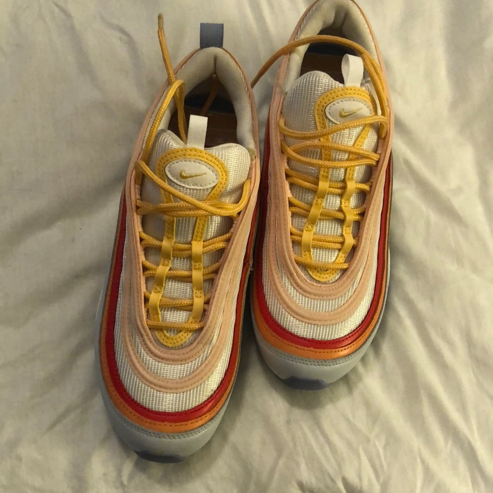 Wmns Air Max 97 'Grey Light Thistle' Size 8